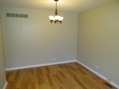 1843 Grantham Pl, Hoffman Estates, IL 60195 photo 6