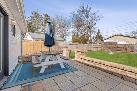 905 E Villa Dr, Des Plaines, IL 60016 photo 18