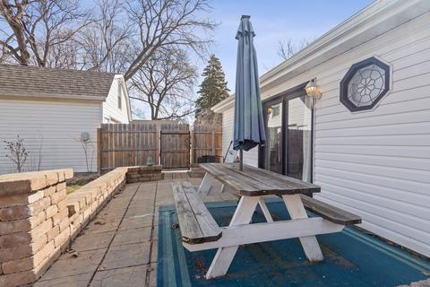 905 E Villa Dr, Des Plaines, IL 60016 photo 19