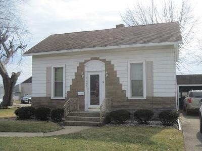 2406 4th St, Peru, IL 61354 photo 1