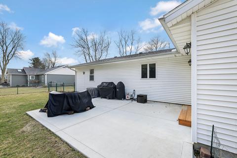 902 S Cleveland St, Philo, IL 61864 photo 31