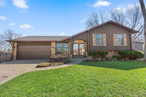 32 Lockman Cir, Elgin, IL 60123 photo 1