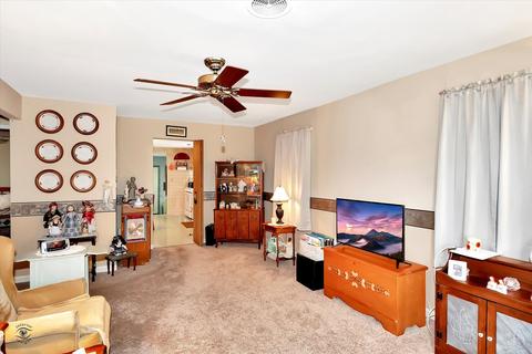 1013 W 174th St, East Hazel Crest, IL 60429 photo 7