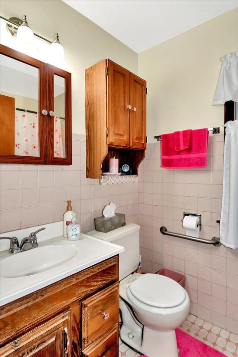 1013 W 174th St, East Hazel Crest, IL 60429 photo 15