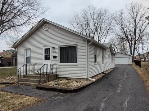 1013 W 174th St, East Hazel Crest, IL 60429 photo 3