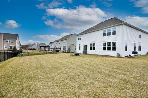 1013 Alberta Rd, Elgin, IL 60124 photo 27