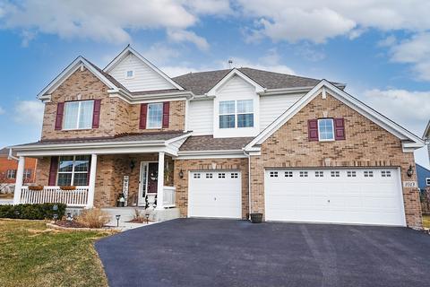 1013 Alberta Rd, Elgin, IL 60124 photo 1
