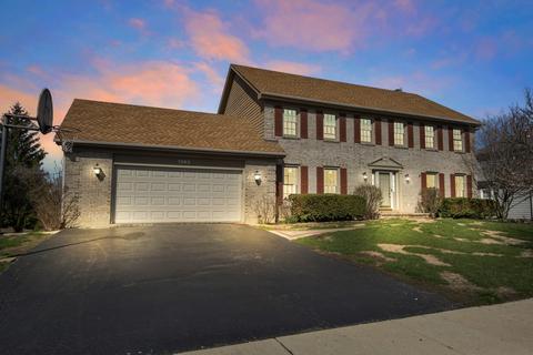 1363 Hunter Cir, Naperville, IL 60540 photo 3