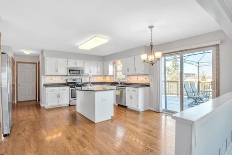 1363 Hunter Cir, Naperville, IL 60540 photo 7