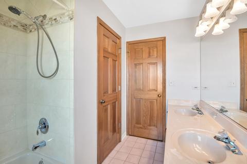 1363 Hunter Cir, Naperville, IL 60540 photo 26