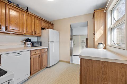 1203 E Illinois St, Wheaton, IL 60187 photo 7