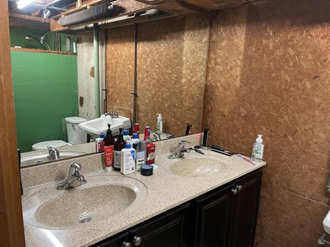 830 Schiller St, Elgin, IL 60123 photo 20