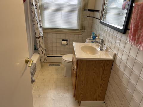 830 Schiller St, Elgin, IL 60123 photo 16