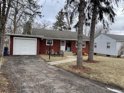 830 Schiller St, Elgin, IL 60123 photo 3
