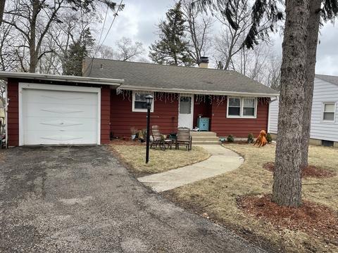 830 Schiller St, Elgin, IL 60123 photo 2