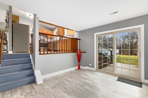 209 S Park Place Dr, Bartlett, IL 60103 photo 13