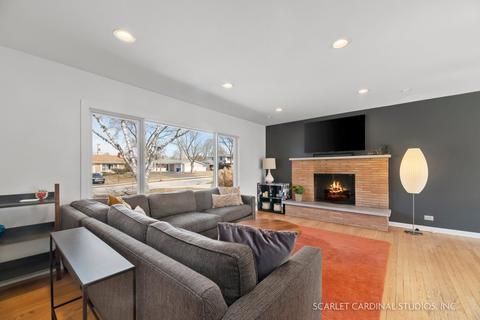 1508 Paula Ave, Wheaton, IL 60189 photo 4
