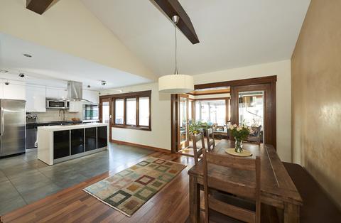 9115 E Prairie Rd, Evanston, IL 60203 photo 4