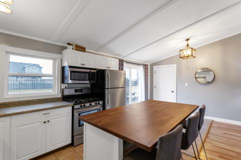 2302 W Fairview Ln, Mchenry, IL 60051 photo 9