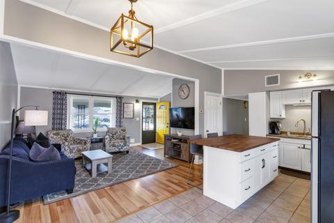 2302 W Fairview Ln, Mchenry, IL 60051 photo 6