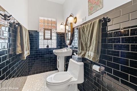 1063 Walter Ave, Des Plaines, IL 60016 photo 16