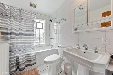 1063 Walter Ave, Des Plaines, IL 60016 photo 15