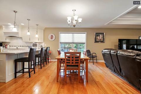 1460 Cobb Blvd, Kankakee, IL 60901 photo 3
