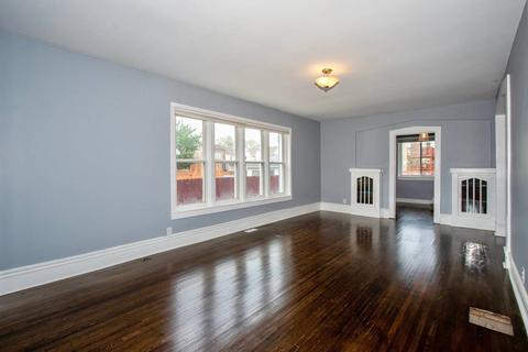 210 E 109th St, Chicago, IL 60628 photo 2