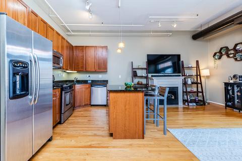 950 W Monroe St #617, Chicago, IL 60607 photo 6
