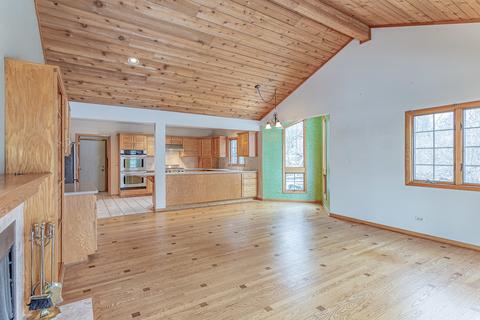32 W200 Cedar Ln, Wayne, IL 60184 photo 8