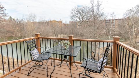 6571 Snug Harbor Dr, Willowbrook, IL 60527 photo 14
