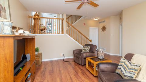 6571 Snug Harbor Dr, Willowbrook, IL 60527 photo 24