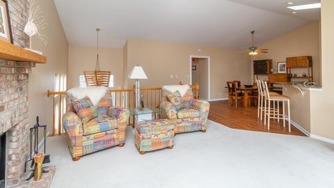 6571 Snug Harbor Dr, Willowbrook, IL 60527 photo 12