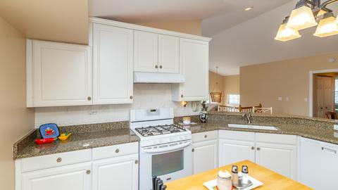 6571 Snug Harbor Dr, Willowbrook, IL 60527 photo 9
