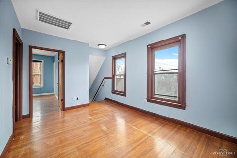121 Jackson St, Aurora, IL 60505 photo 15