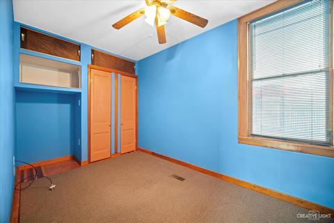 121 Jackson St, Aurora, IL 60505 photo 6