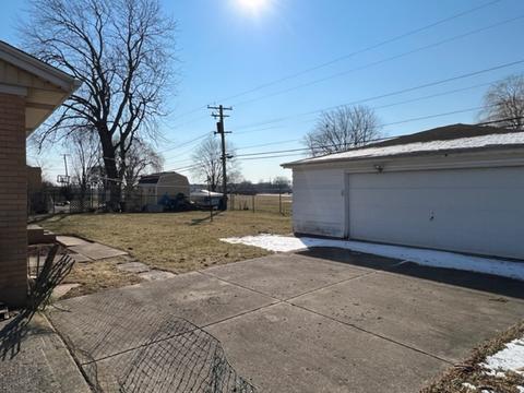 103 W Walnut Ave, Des Plaines, IL 60016 photo 8