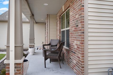 2609 Red Rock Rd, Normal, IL 61761 photo 2