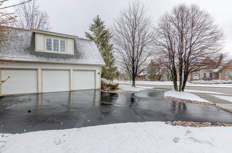 6758 Fieldstone Dr, Burr Ridge, IL 60527 photo 3