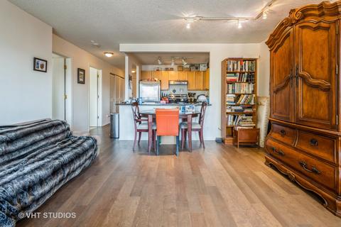30 E Huron St #2405, Chicago, IL 60611 photo 9