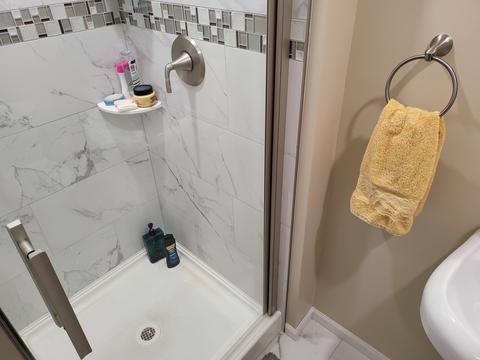 1200 Spring Creek Rd, Elgin, IL 60120 photo 14