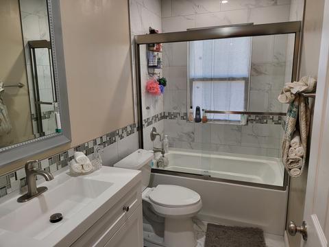 1200 Spring Creek Rd, Elgin, IL 60120 photo 7