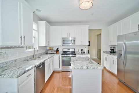 2181 Edgartown Ln, Hoffman Estates, IL 60192 photo 5
