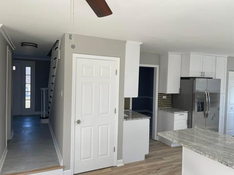 2084 Gladstone Dr, Wheaton, IL 60189 photo 11