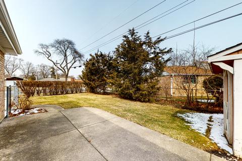873 E Grant Dr, Des Plaines, IL 60016 photo 19