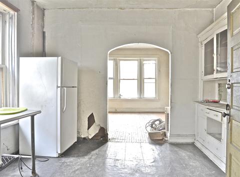 368 E 69th St, Chicago, IL 60637 photo 6