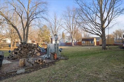 502 E Cedar St, Le Roy, IL 61752 photo 33