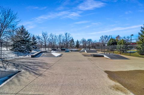 105 Clover Ct, Bartlett, IL 60103 photo 38