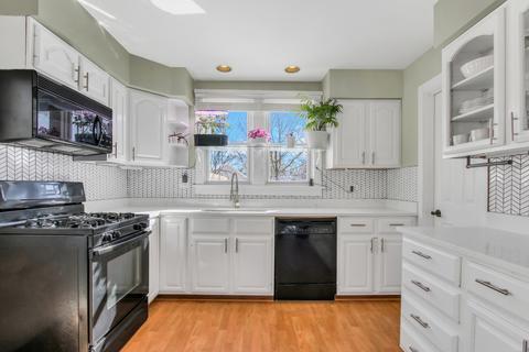 34897 Augustana Ave, Ingleside, IL 60041 photo 9