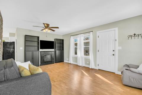 34897 Augustana Ave, Ingleside, IL 60041 photo 2